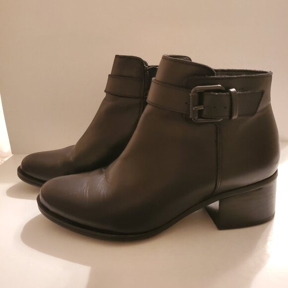 NATURALIZER Black Ankle boots Chunky Heel 1.7" high Size 5.5M. - Picture 5 of 12
